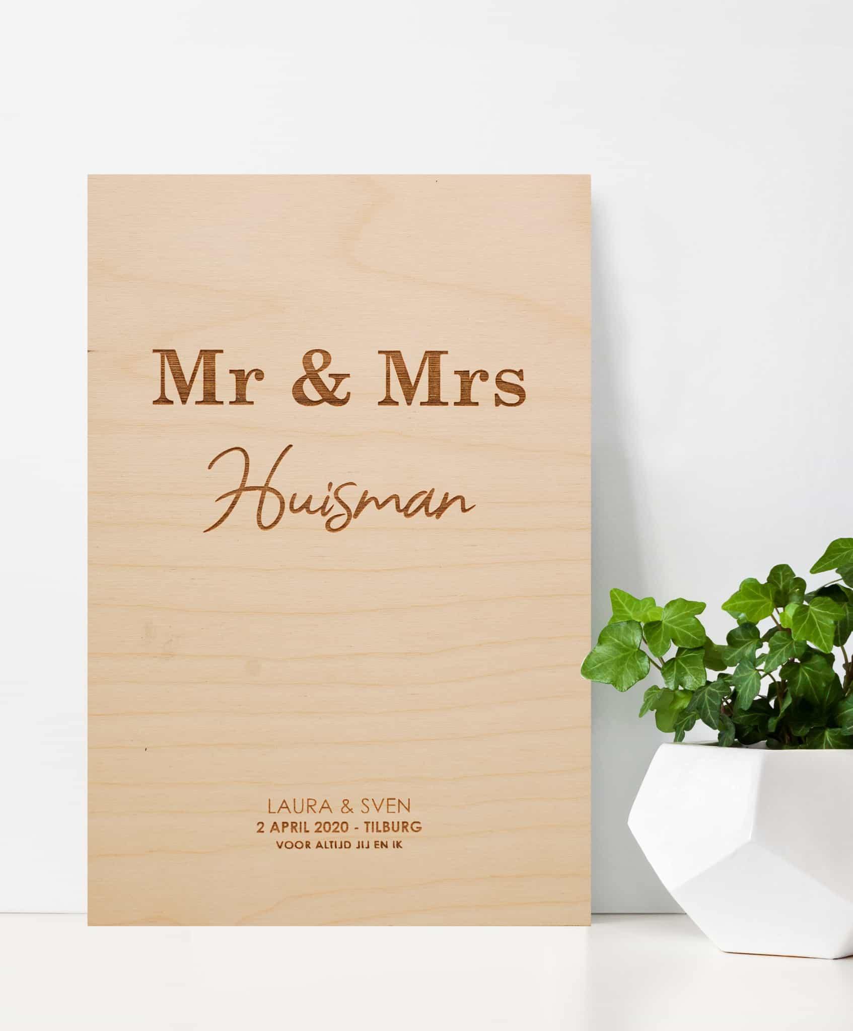 Houten Bruiloft Poster - Mr & Mrs met Achternaam en Trouwdatum - EpicWoodNL